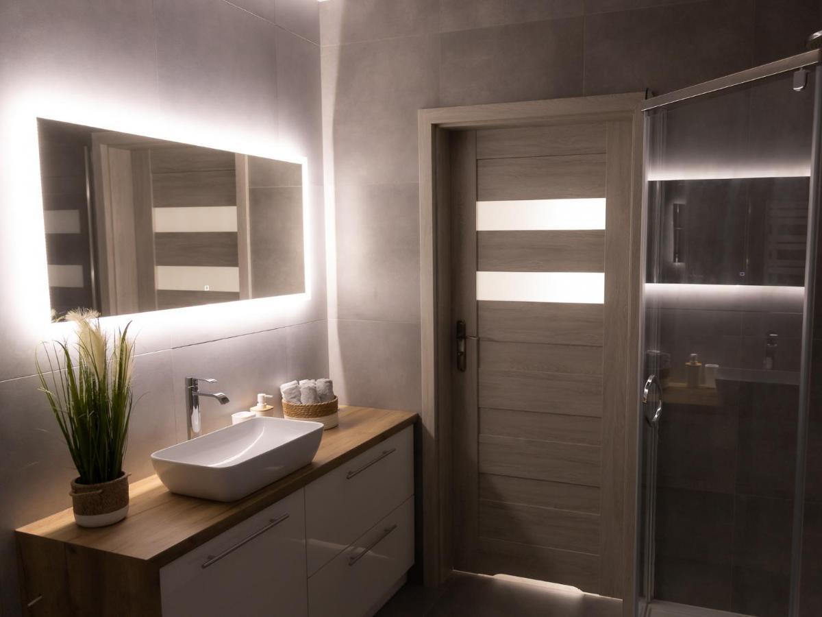 Apartament Pod Lasem Daire Oldrzychowice Klodzkie Dış mekan fotoğraf
