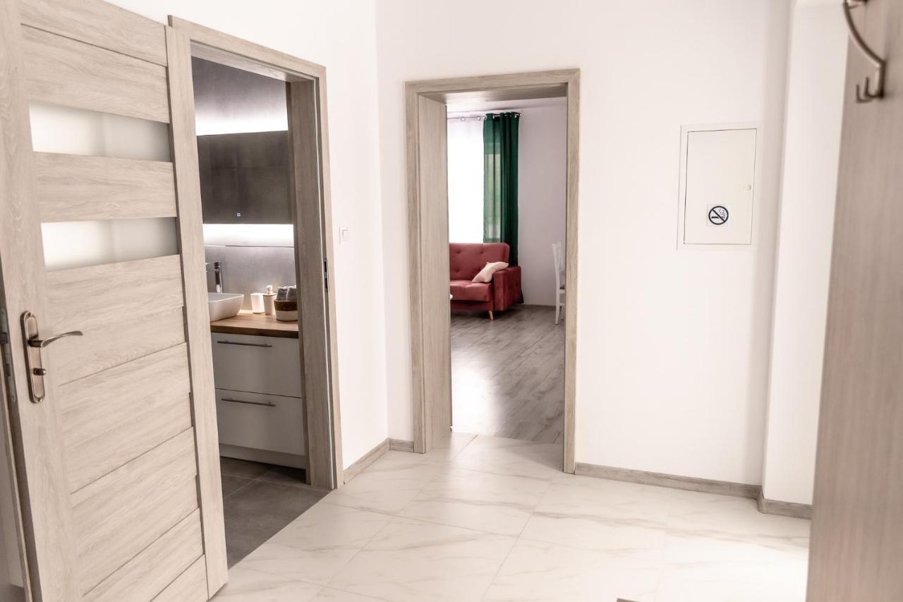 Apartament Pod Lasem Daire Oldrzychowice Klodzkie Dış mekan fotoğraf